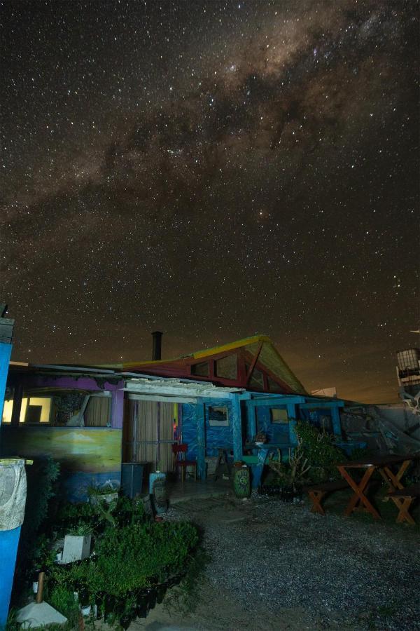 קאבו פולוניו Lobo Hostel Bar מראה חיצוני תמונה