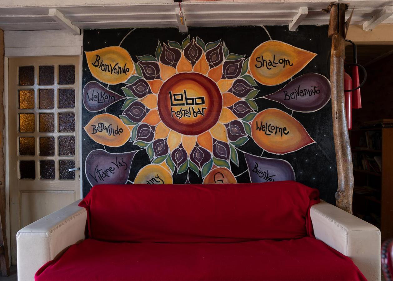 קאבו פולוניו Lobo Hostel Bar מראה חיצוני תמונה